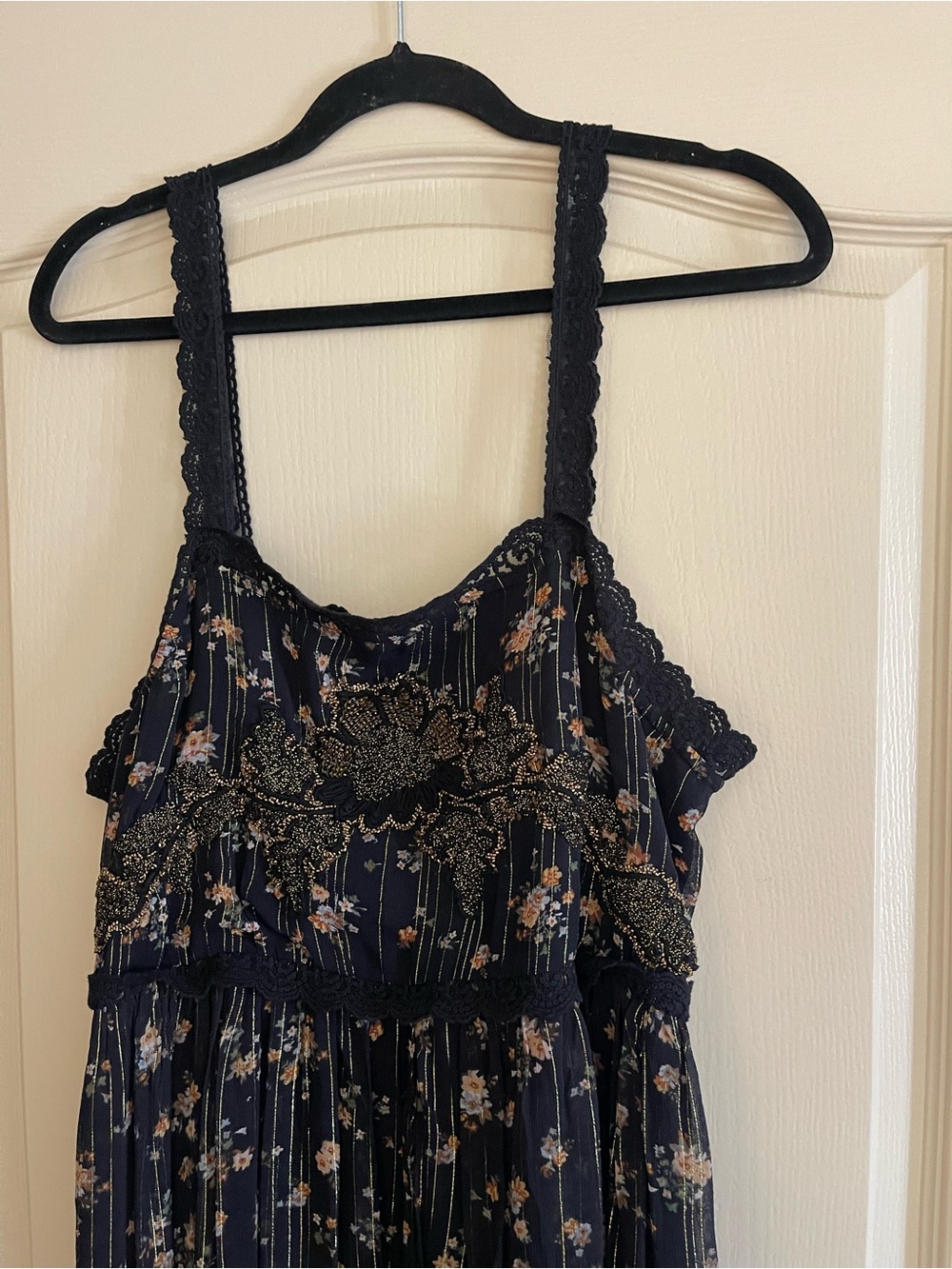 Zara Black Floral Tiered Maxi Dress with Gold Accents - Picture 4 of 12